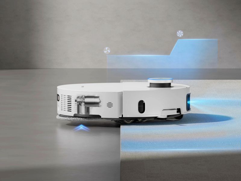 Робот-пилосос з вологим прибиранням Dreame Bot L50 Pro Ultra (RLL84CE) White 573167 фото