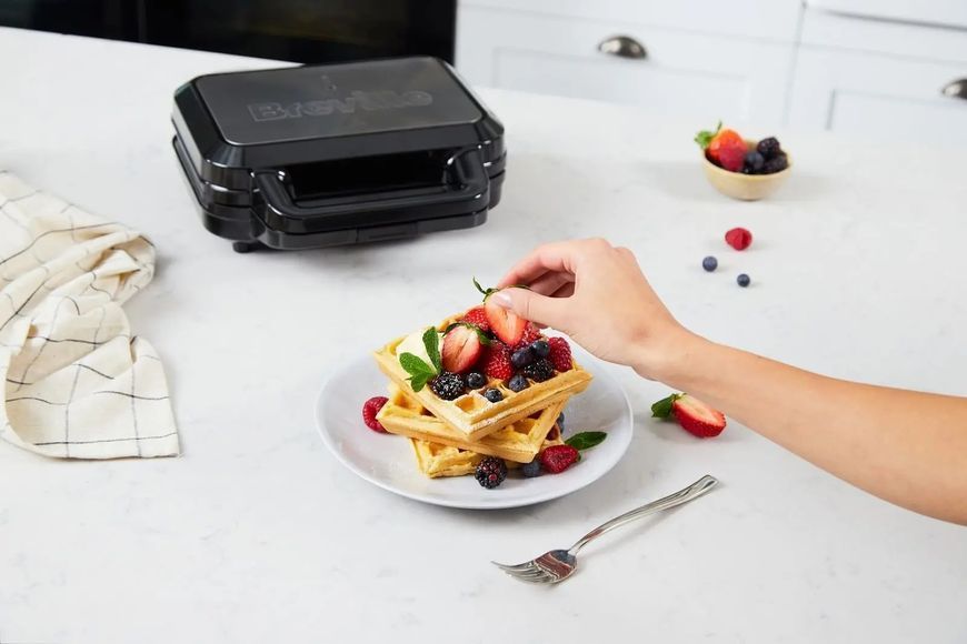 Вафельниця Breville VST098X Black 512593 фото